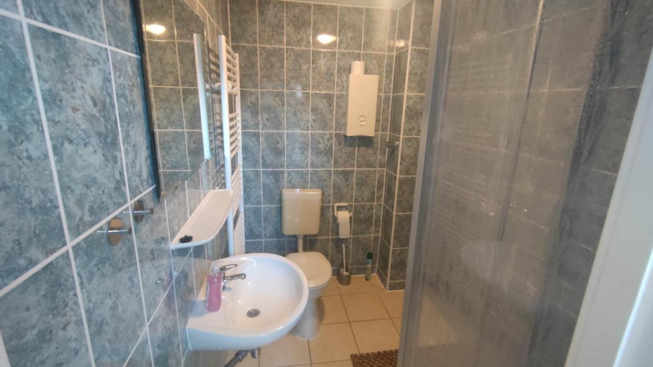 Fewo3-1 Zim-2 Einz Bett-2 Pers-Kueche-Dusche Wc Berlin Kültér fotó